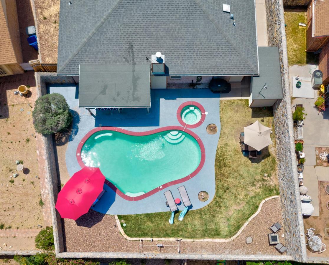 Home With Mountain View/Pool/Tub El Paso Bagian luar foto