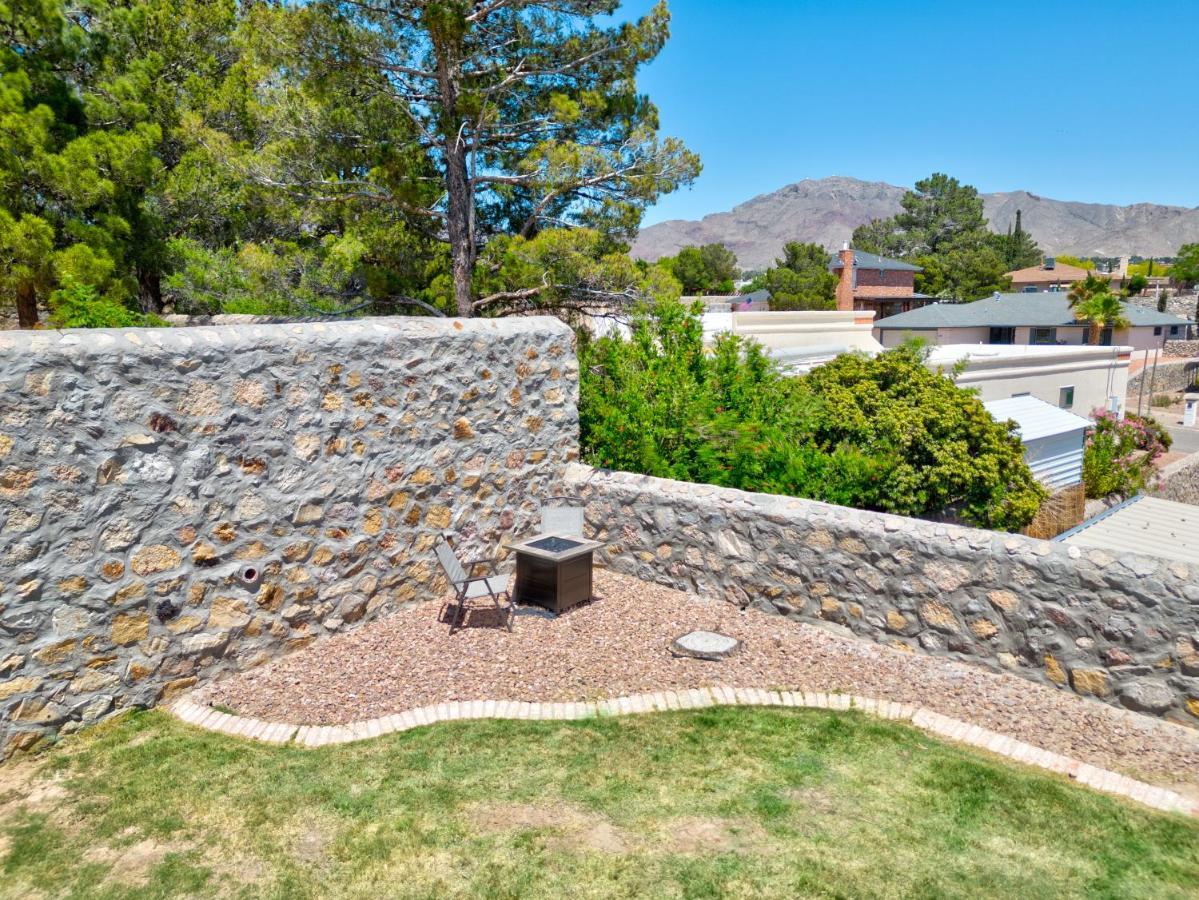 Home With Mountain View/Pool/Tub El Paso Bagian luar foto