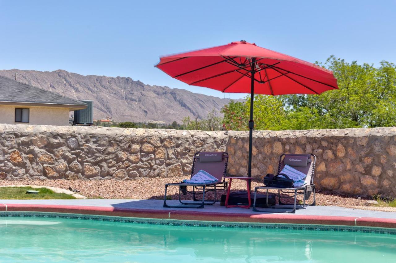 Home With Mountain View/Pool/Tub El Paso Bagian luar foto